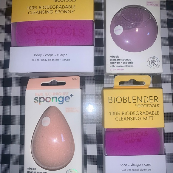 Real Techniques Miracle Pore Skincare Sponge & EcoTools Bioblender Sponge & Mitt - Picture 2 of 3